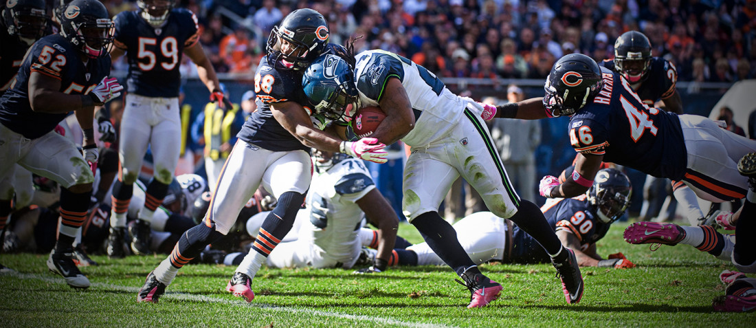 Marshawn Lynch runs against the Chicago Bears on October 17, 2010